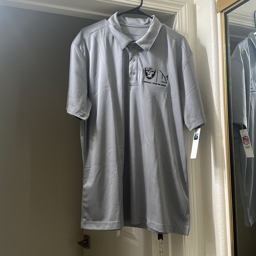 Gray polo raiders, official team, headquarter, hotel M resort
